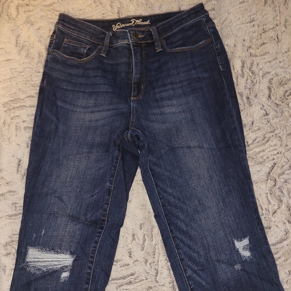 Universal Thread High Rise Straight Crop Jean - Picture 2 of 5